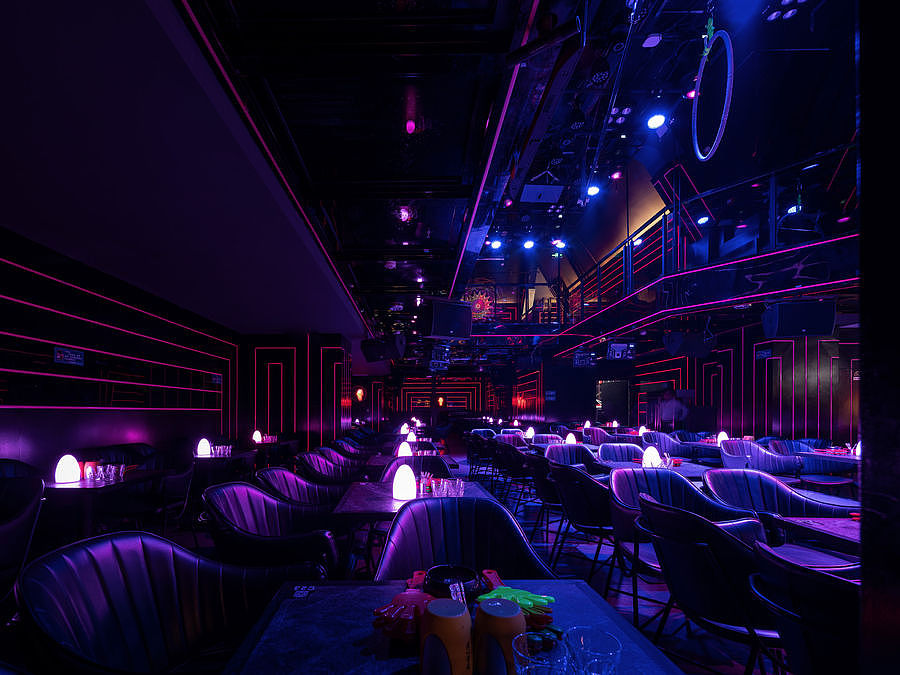 成都酒吧设计丨乐享当夏今朝有酒今朝醉丨川颂装饰