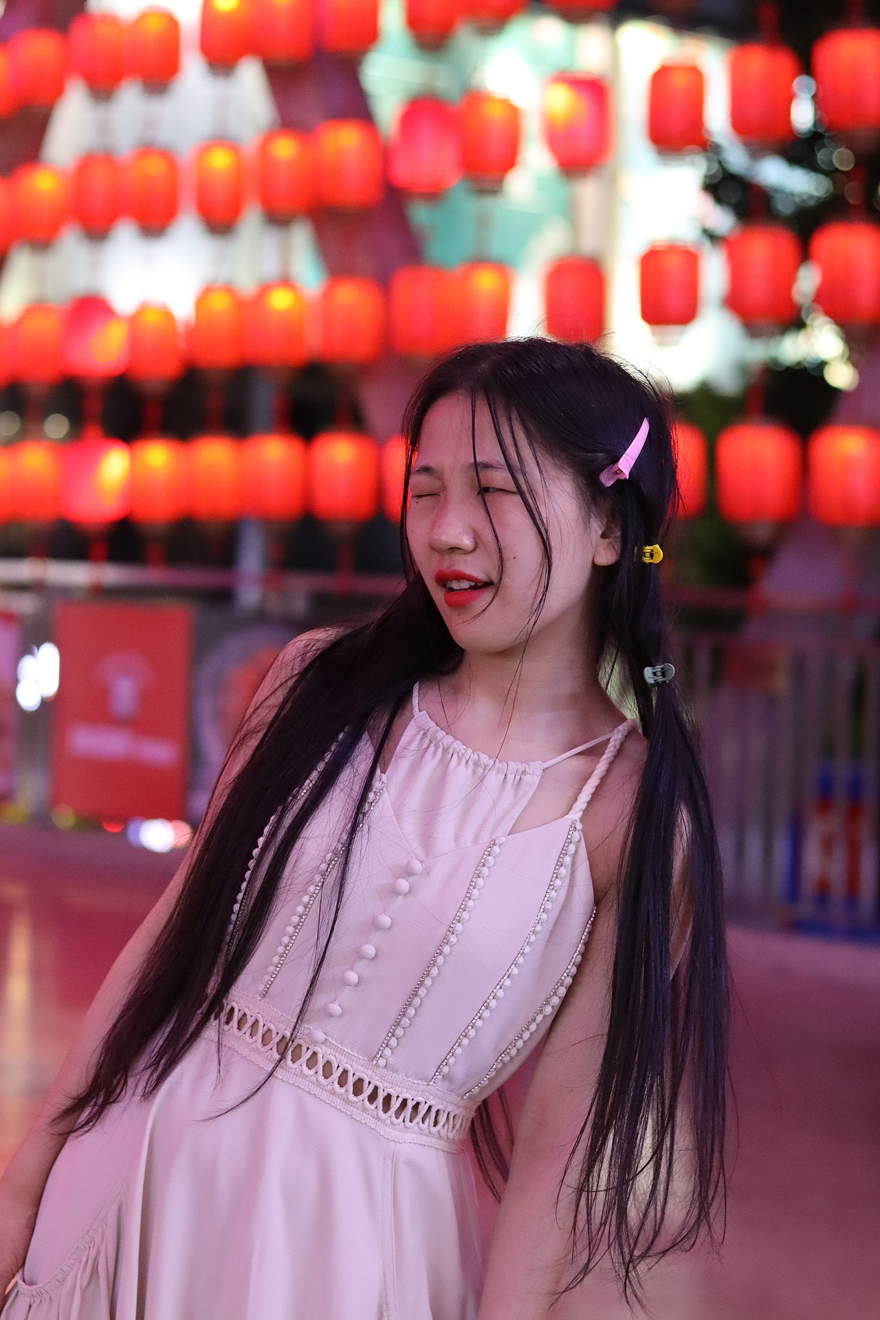 不施粉黛的一天