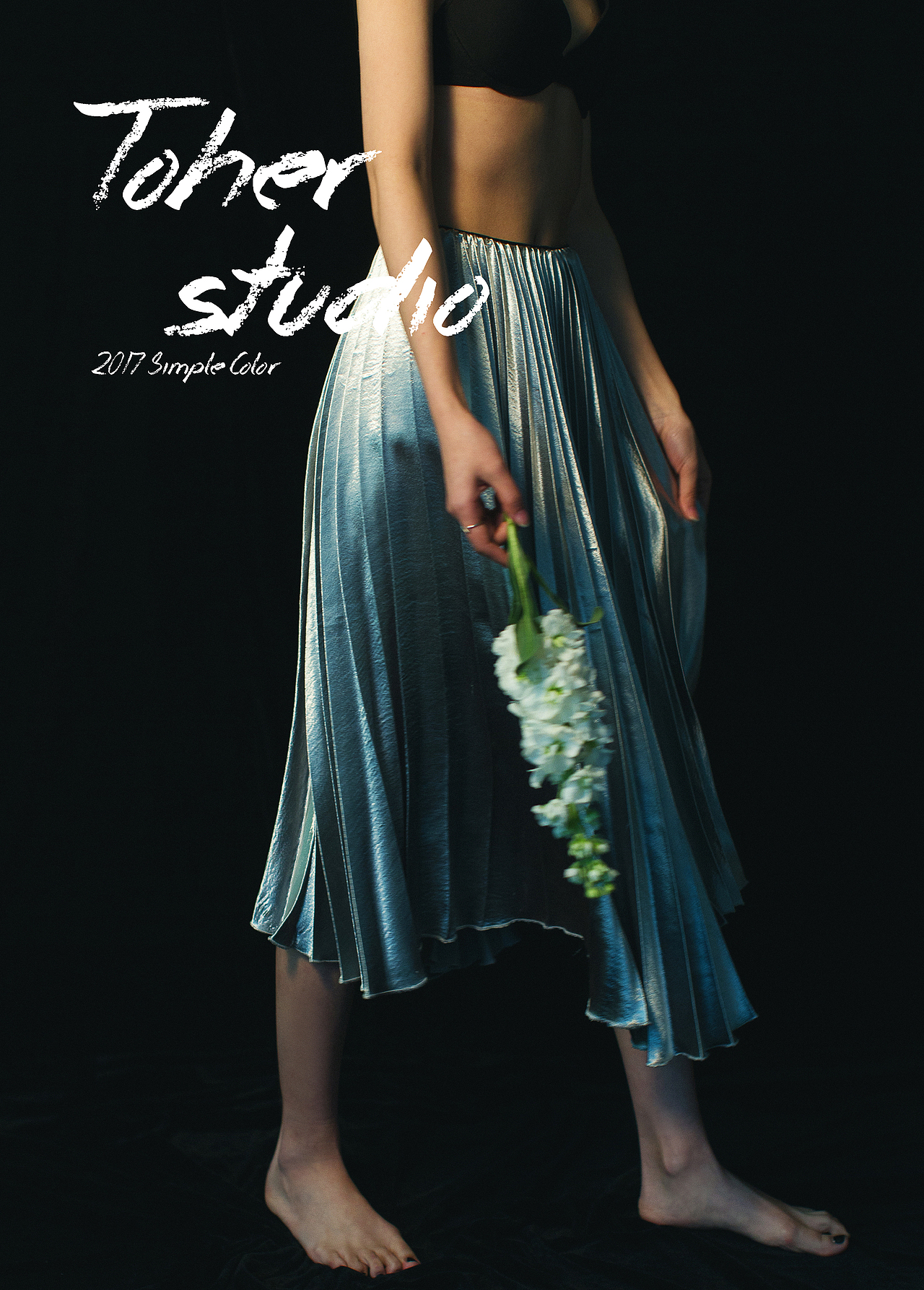 TO HER（图ZNjc4NzUzMzI=） - 人像摄影 - 站酷设计师按快门的松狮原创素材 - 站酷ZCOOL