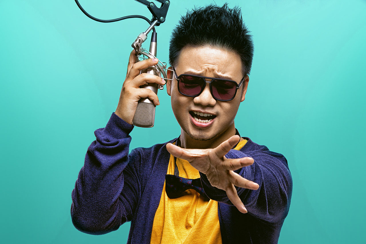 福州 996 电台主播（图ZMTY3ODM5MTI=） - 人像摄影 - 站酷设计师阮木之原创素材 - 站酷ZCOOL