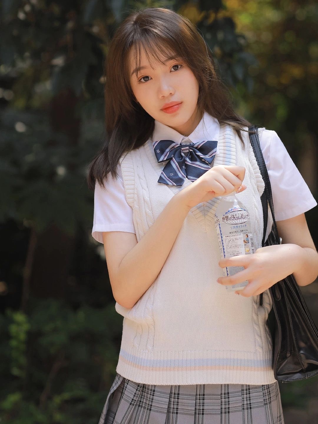 闺蜜写真（图ZMjk1MTM0Nzky） - 人像摄影 - 站酷设计师三山静晓原创素材 - 站酷ZCOOL