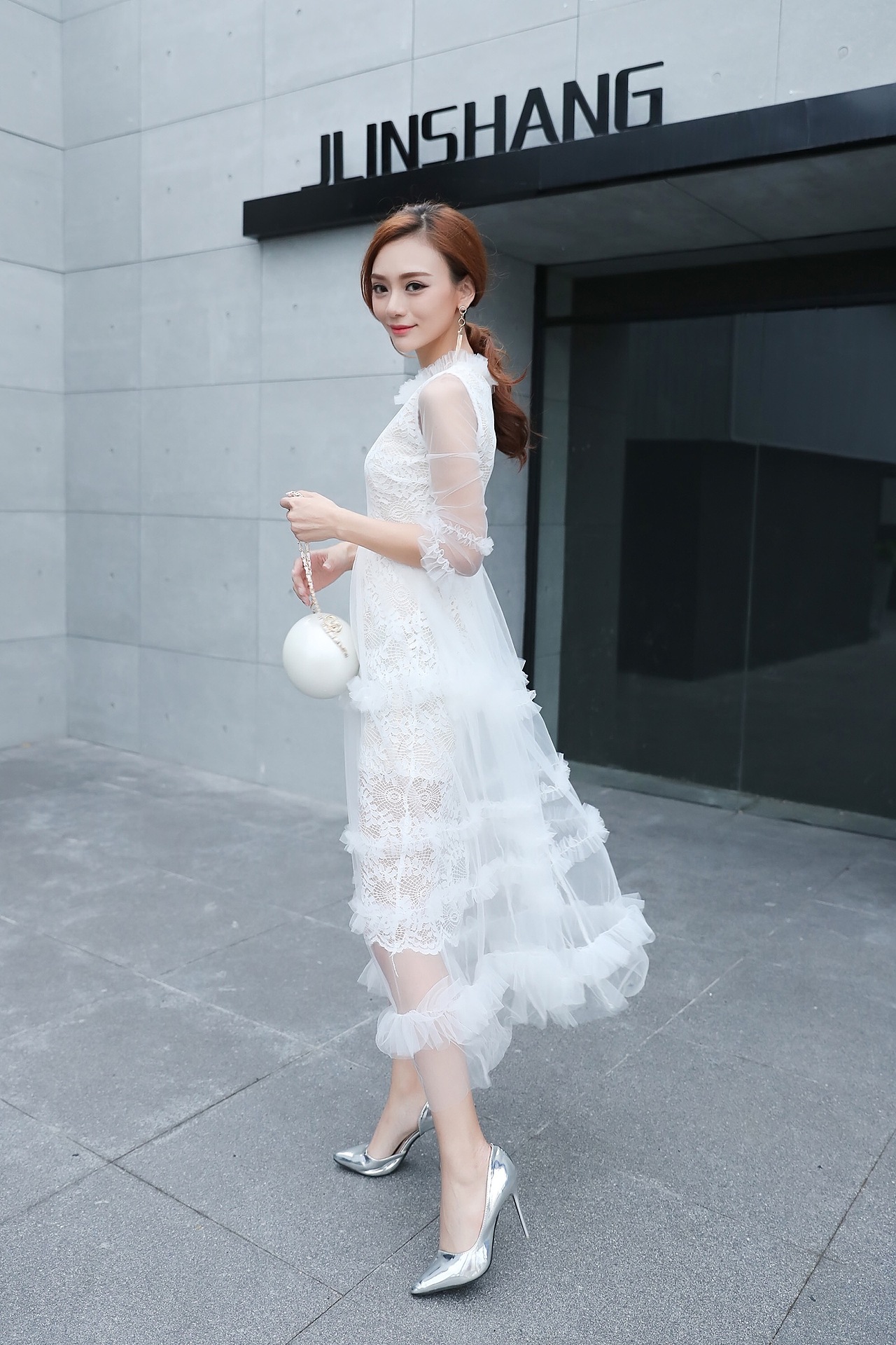 淘宝女装尊南酒店自拍风模特拍照 淘女郎网红爆款拍摄 淘宝女装网拍拍图