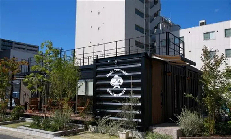 日本奈良黑色集装箱咖啡馆