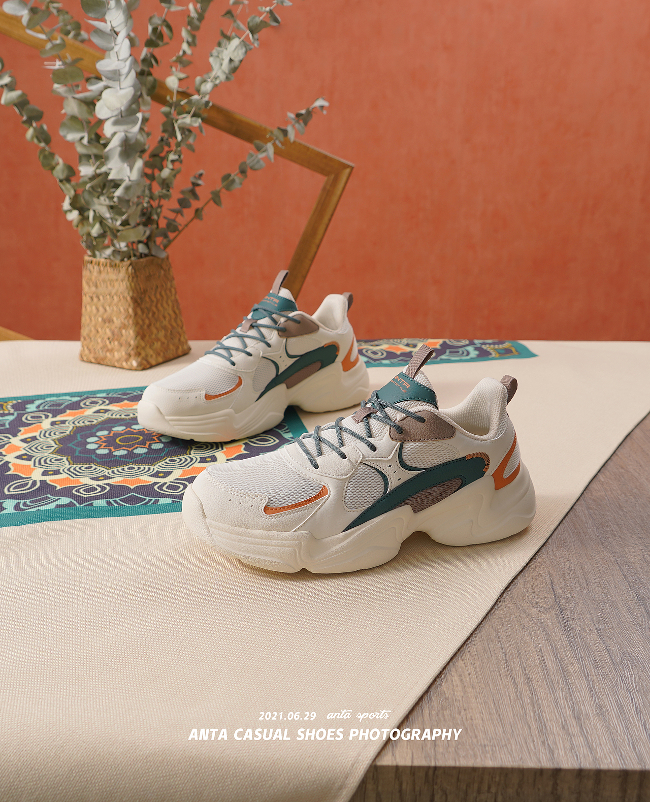 安踏男子老爹鞋静物摄影 产品拍摄 场景搭建（图ZMjY3MzM1Njg0） - 产品摄影 - 站酷设计师博纳罗蒂i原创素材 - 站酷ZCOOL