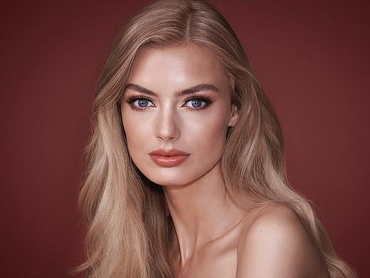 Charlotte Tilbury  CT美妆品牌页面海报设计