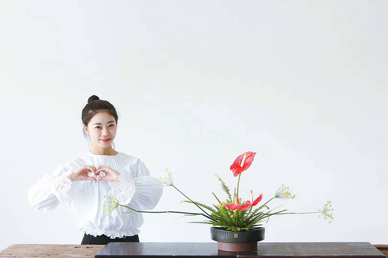 林派花道作品赏析——佛前供花（图ZOTU2MTI5ODQ=） - 其他手工艺 - 站酷设计师中国林派花道原创素材 - 站酷ZCOOL