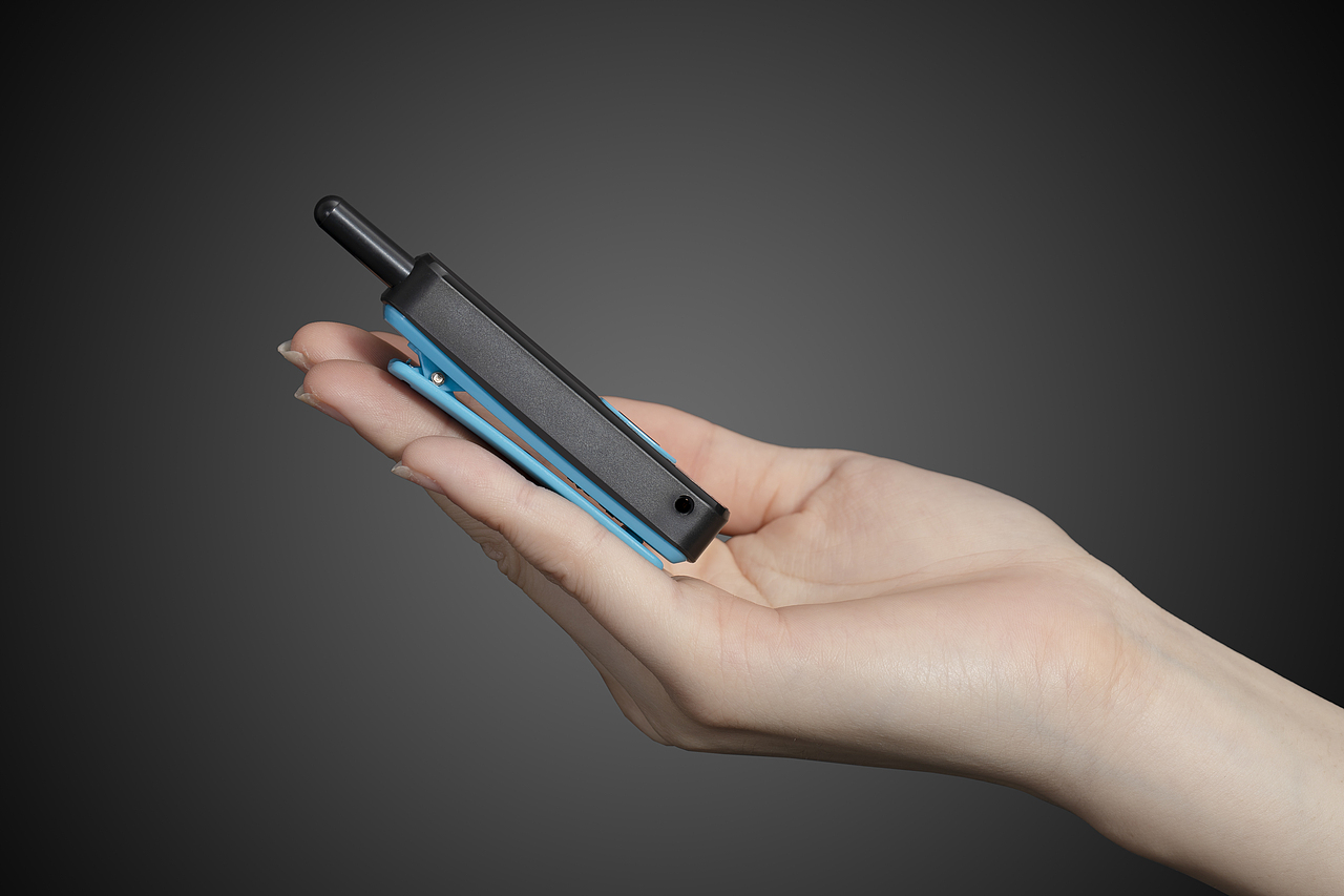 对讲机的穿帮视频……