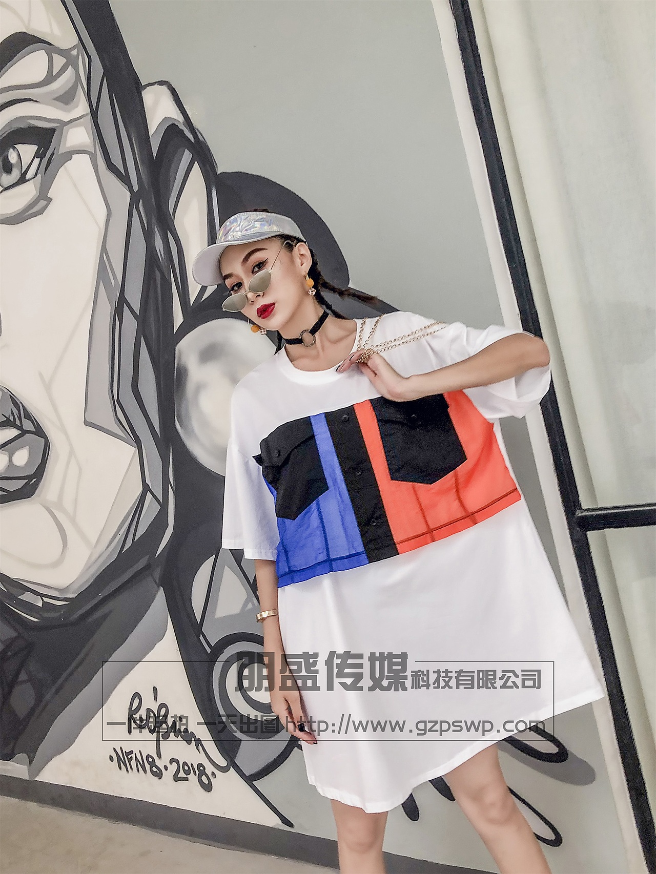 淘宝服装摄影街头潮酷风格