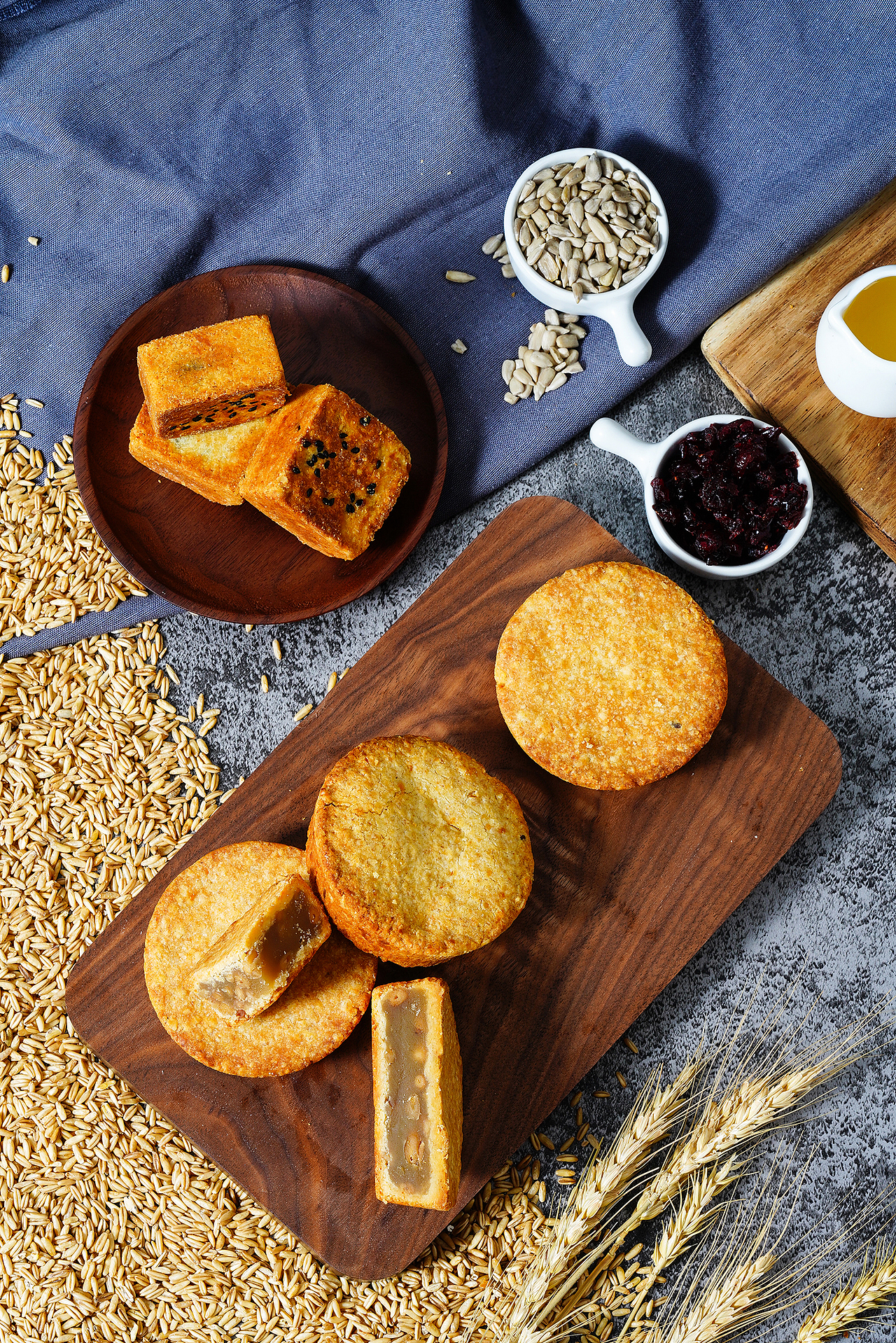 不像月饼的月饼（图ZMTY3OTA5NTY0） - 产品摄影 - 站酷设计师言某木木原创素材 - 站酷ZCOOL