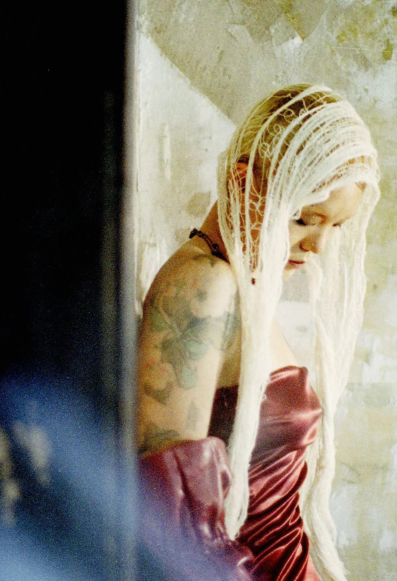 一组胶片,好酷的女孩