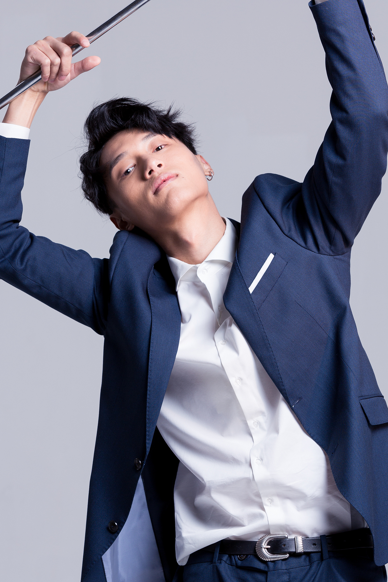 时尚男装杂志拍摄2 | PHOTO BY LOUISE路君（图ZOTc1ODI1NDQ=） - 人像摄影 - 站酷设计师luran7原创素材 - 站酷ZCOOL
