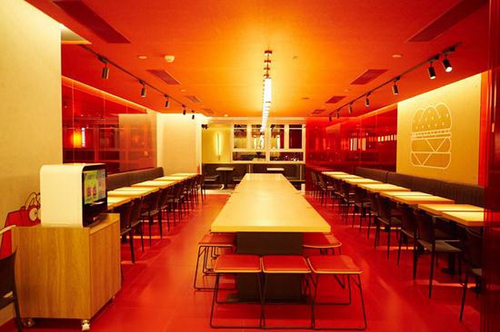 麦当劳美国芝加哥市中心全新旗舰店