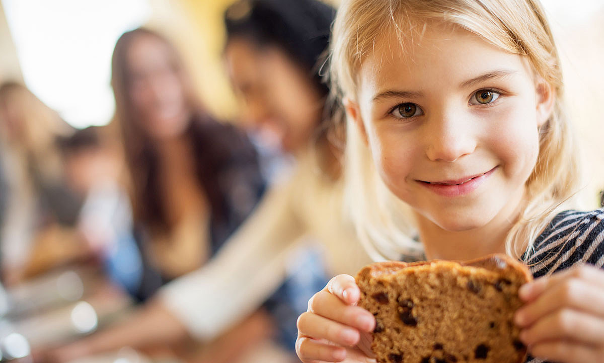 蛋糕品牌LOGO设计 烘焙品牌LOGO、VI设计 烘焙包装设计（图ZMzg1MjA0NjA=） - 品牌 - 站酷设计师HIBONA海右博纳原创素材 - 站酷ZCOOL