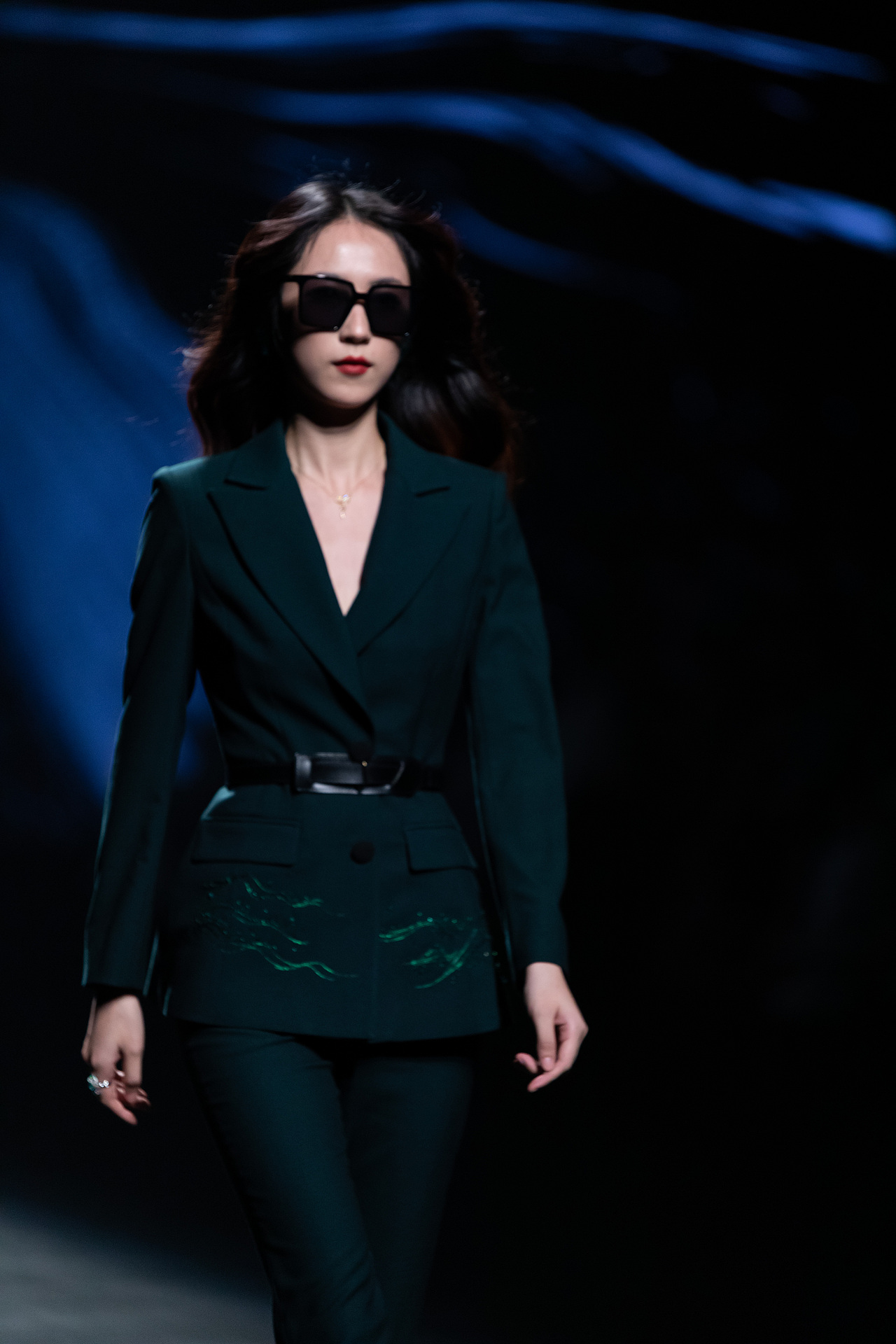 2021广东时装周：若水I NUI CHOICE 女哲.彭佩宜（图ZMjc2NjY5MDE2） - 时尚/艺术摄影 - 站酷设计师小S视觉原创素材 - 站酷ZCOOL