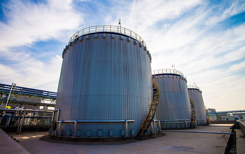 一组化工厂的摄影（图ZMzkwNDYwMzI=） - 环境/建筑摄影 - 站酷设计师游泳的翅膀原创素材 - 站酷ZCOOL