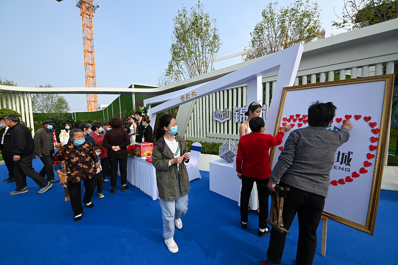 营销中心开放活动效果图及执行（锦岚悦城）（图ZMjA1NTc1MTAw） - 场景 - 站酷设计师放狼的小羊原创素材 - 站酷ZCOOL