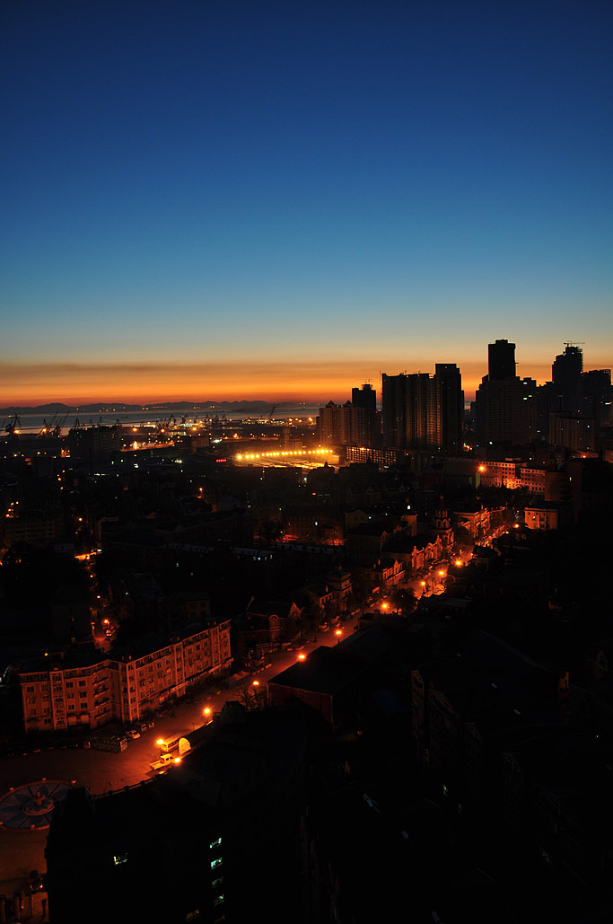 三更半夜拍東西 —夜景（圖ZMTcyMzQ0OA==） - 風光攝影 - 站酷設(shè)計師yanglikun原創(chuàng)素材 - 站酷ZCOOL