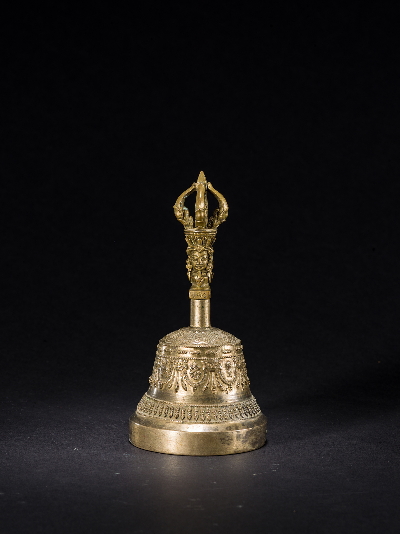 通辽市博物馆画册设计、文物摄影（图ZMTA5ODAyOTAw） - 书籍/画册 - 站酷设计师帅气的jhl原创素材 - 站酷ZCOOL