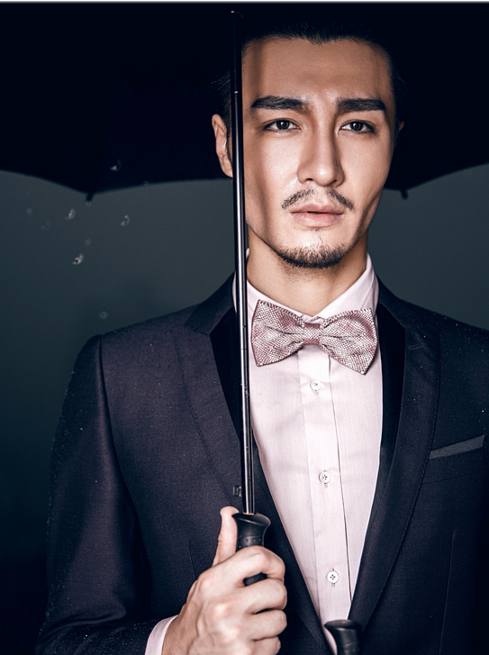 禁欲系男神来让我们一起舔个屏