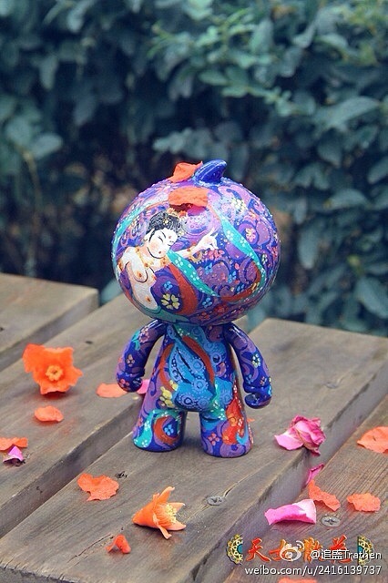 去年参加,2014“传说”淘公仔设计大赛作品《天女散花》