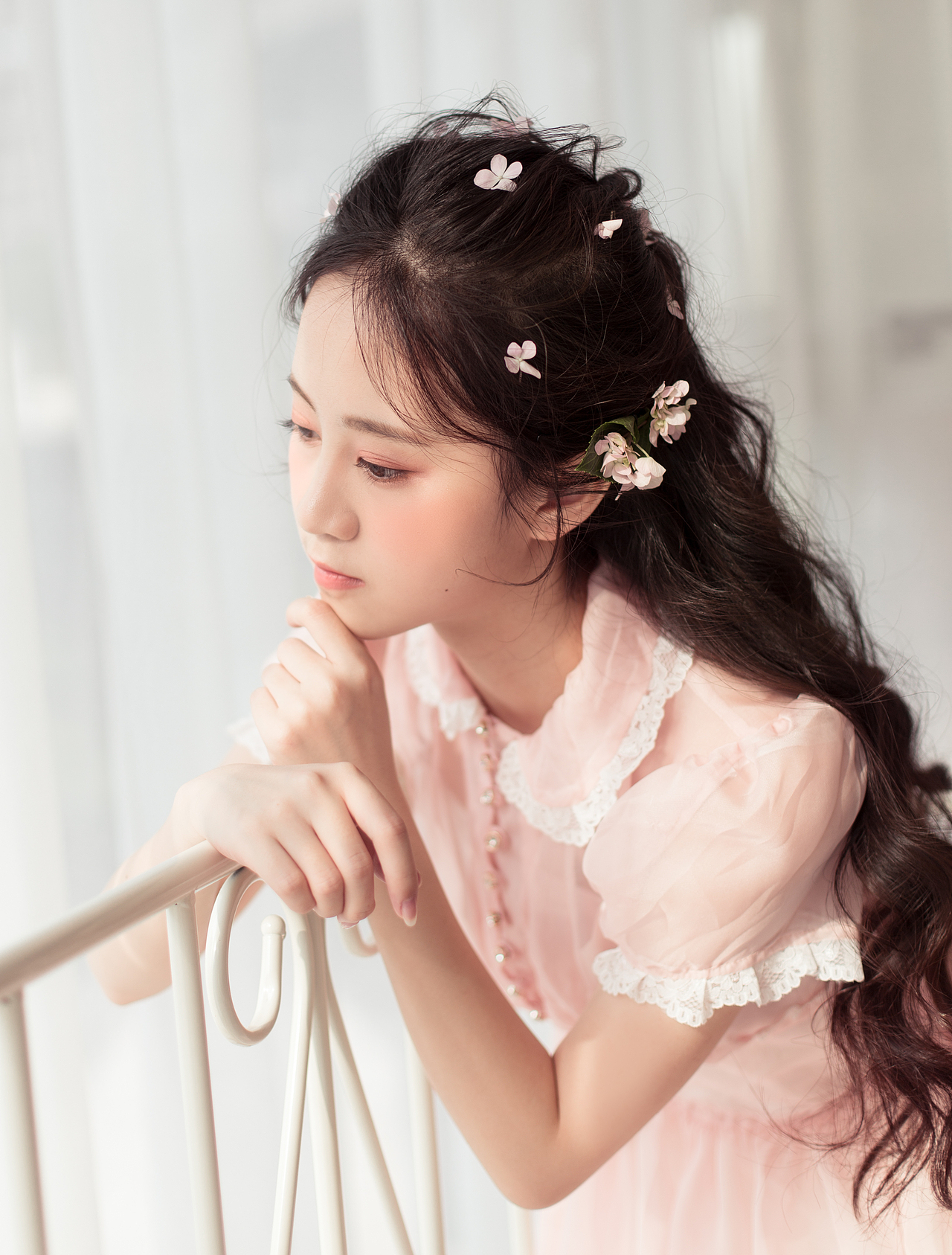 花之女（图ZODk1MDg5MDA=） - 人像摄影 - 站酷设计师Middle明小兜原创素材 - 站酷ZCOOL