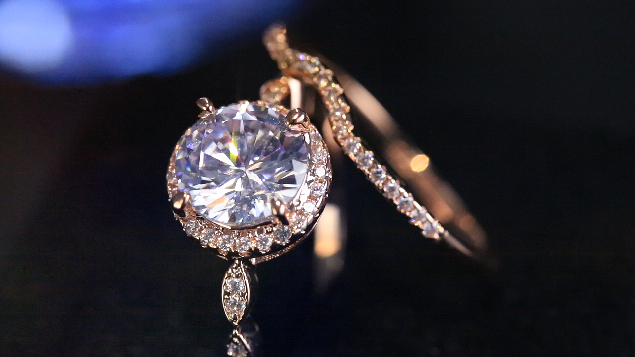 饰品 戒指展示视频（图ZMTA5NTAxMTAw） - 产品摄影 - 站酷设计师话不多说的陈戈原创素材 - 站酷ZCOOL