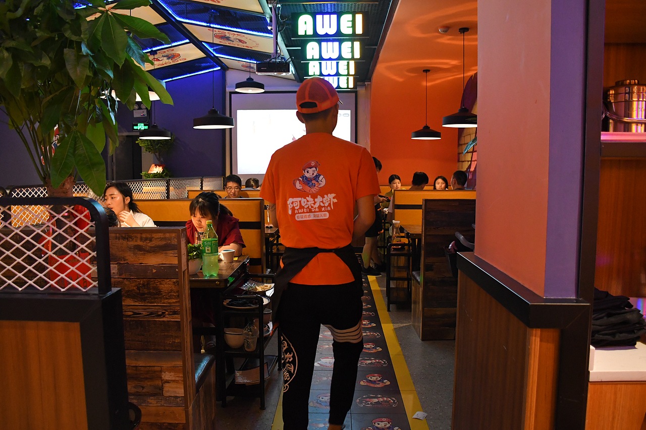 成雄海餐饮旗下阿味大虾火锅连锁品牌店面用餐纪录