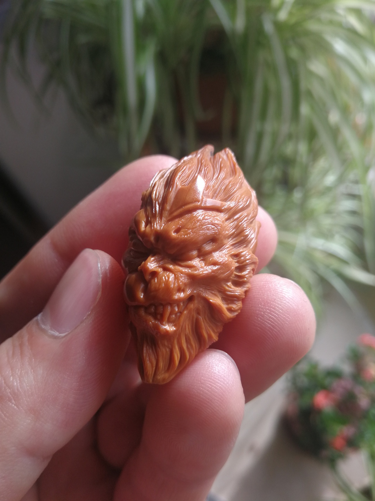 橄榄核雕-一念悟空