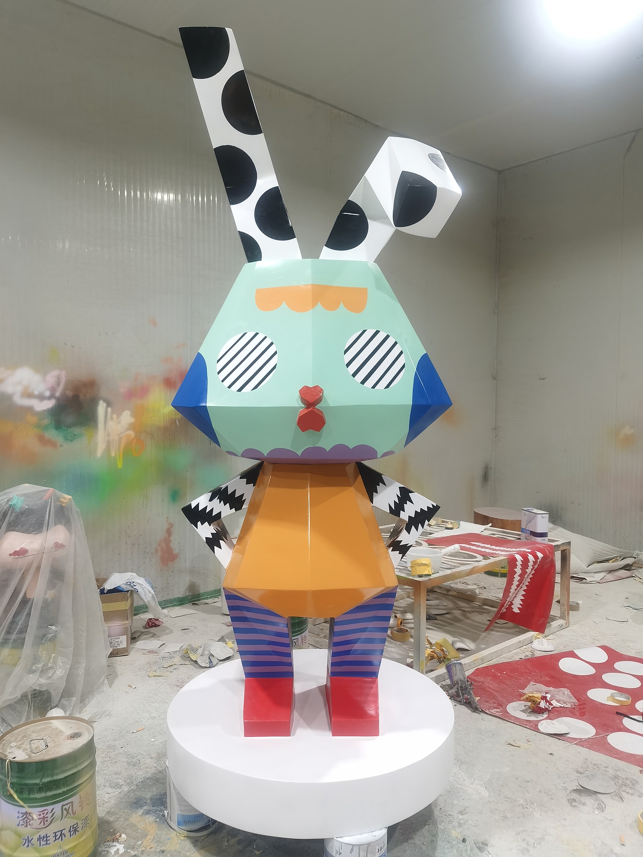 玻璃钢卡通人物雕塑立体吉祥物公仔IP形象摆件景观小品（图ZMjY4MzE4ODIw） - 雕塑 - 站酷设计师满天下艺术雕塑原创素材 - 站酷ZCOOL