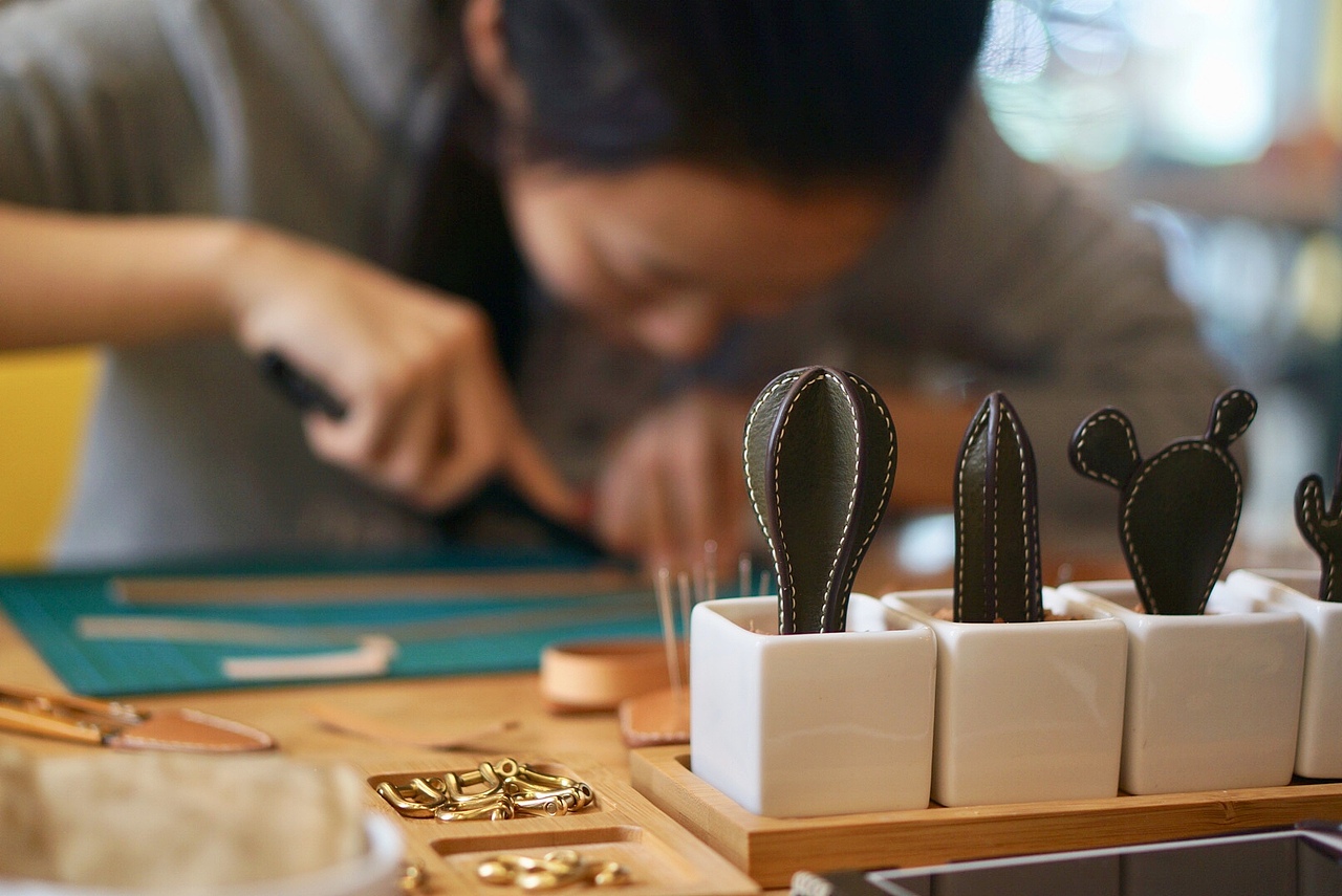 【LEEZI LAB×泊寓】手工皮具体验课活动