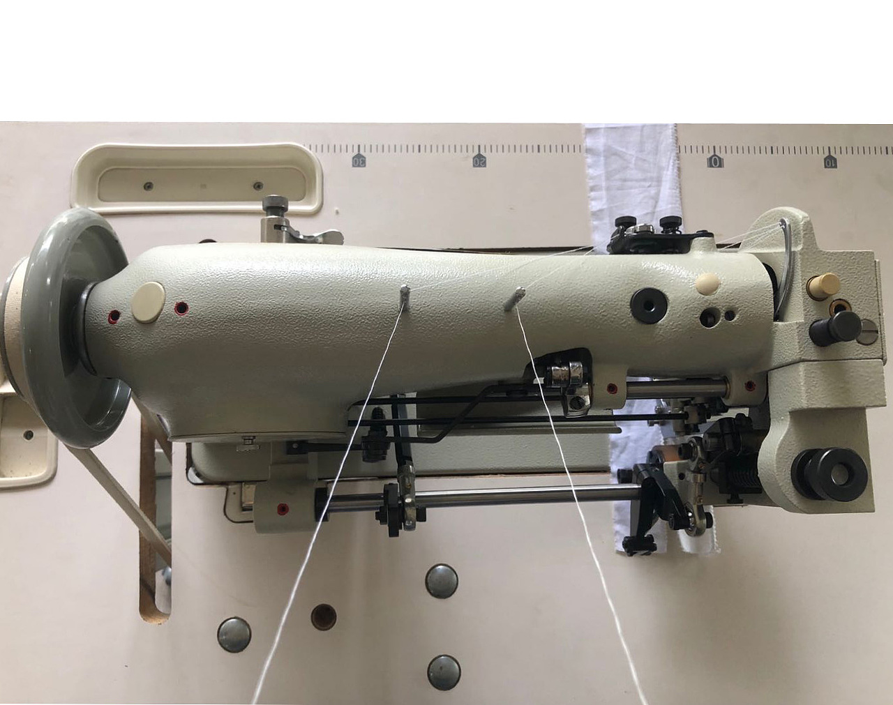 搜盈w119对丝机带刀带拖轮对丝机双针小圈绣睫毛绣