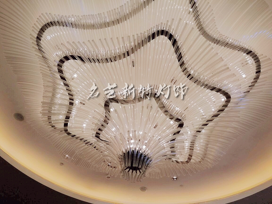 酒店大型艺术吊灯定制设计