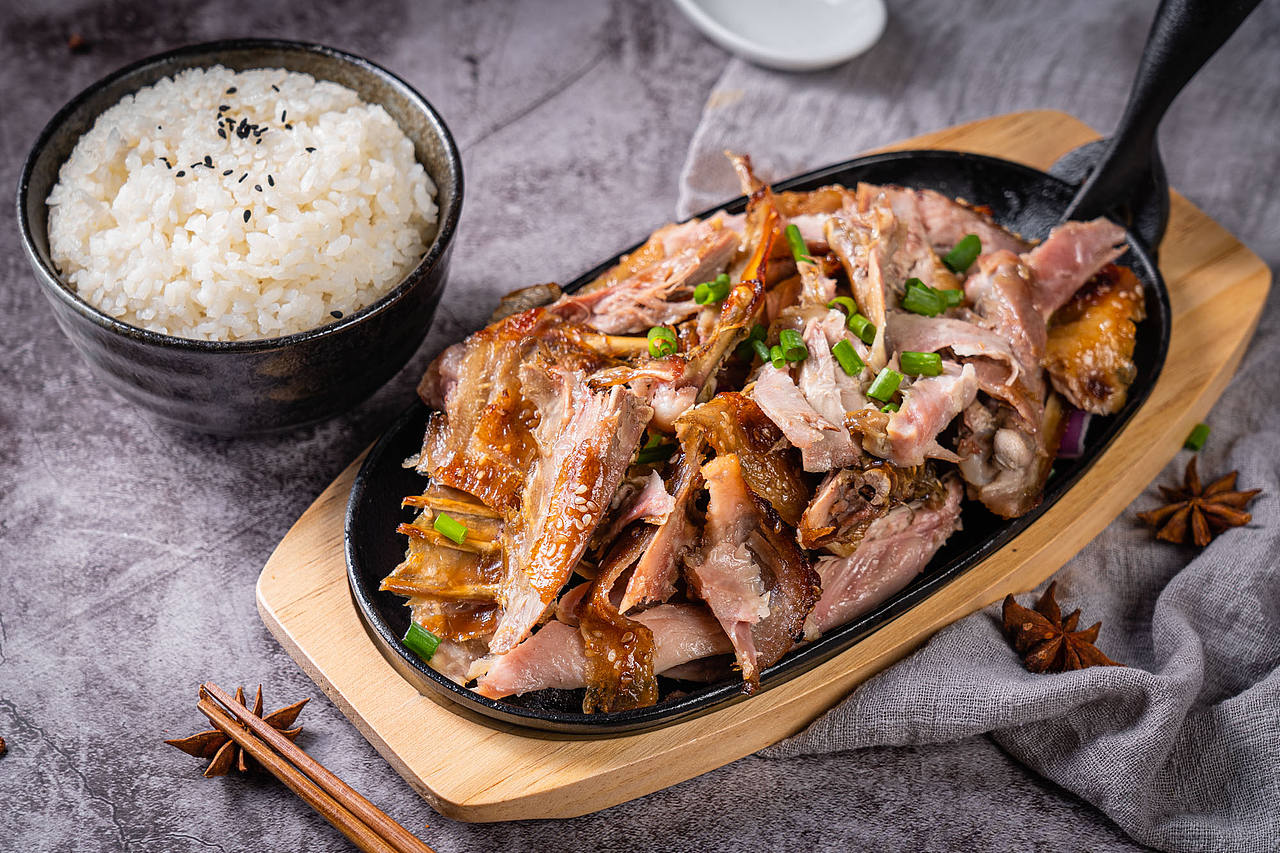 项目服务：抱走鸭（图ZMjQ5NDAwMDg0） - 美食摄影 - 站酷设计师摄影师禧龙猫原创素材 - 站酷ZCOOL