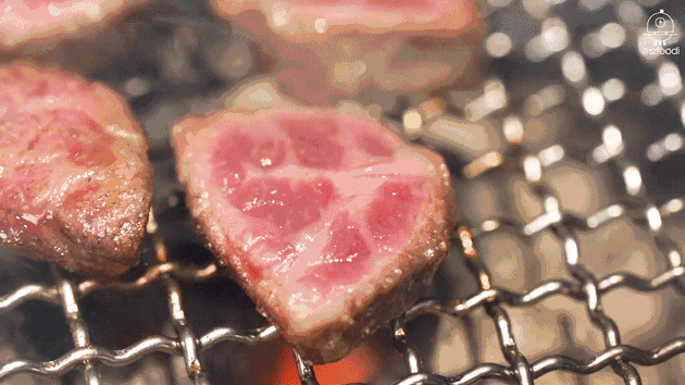 美食视频/胡同里的烧肉酒馆