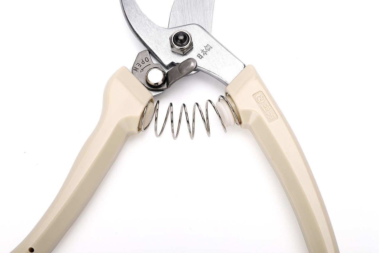 树枝剪拍摄 各类电商产品图片拍摄（图ZMjQyODk3ODg4） - 产品摄影 - 站酷设计师稀饭如茶原创素材 - 站酷ZCOOL