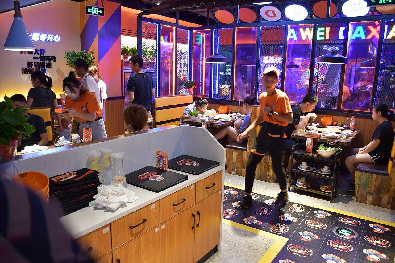 成雄海餐饮旗下阿味大虾火锅连锁品牌店面用餐纪录