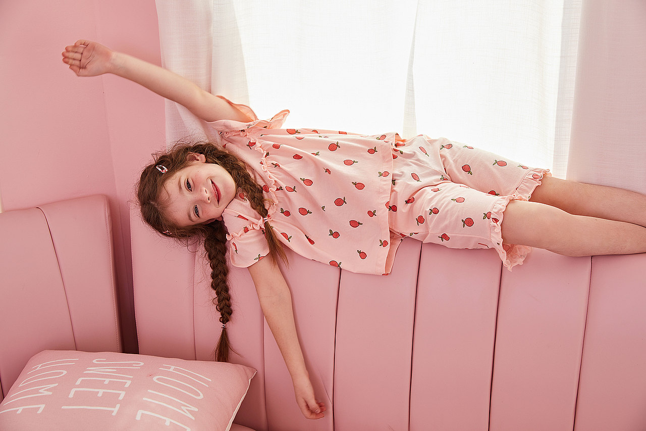 掉了门牙，我笑得也很灿烂（图ZMjgwNjg3MzUy） - 人像摄影 - 站酷设计师iTKO原创素材 - 站酷ZCOOL