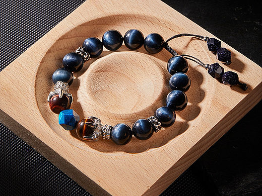 原创设计【弑龙】扫描二维码了解更多