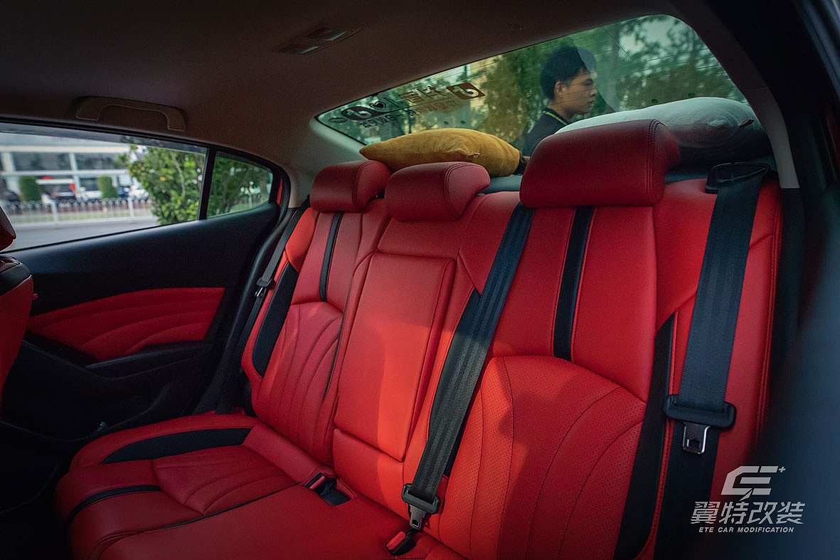 马自达昂克赛拉红黑内饰|摄影|产品摄影|品驭内饰定制大师 - 原创作品