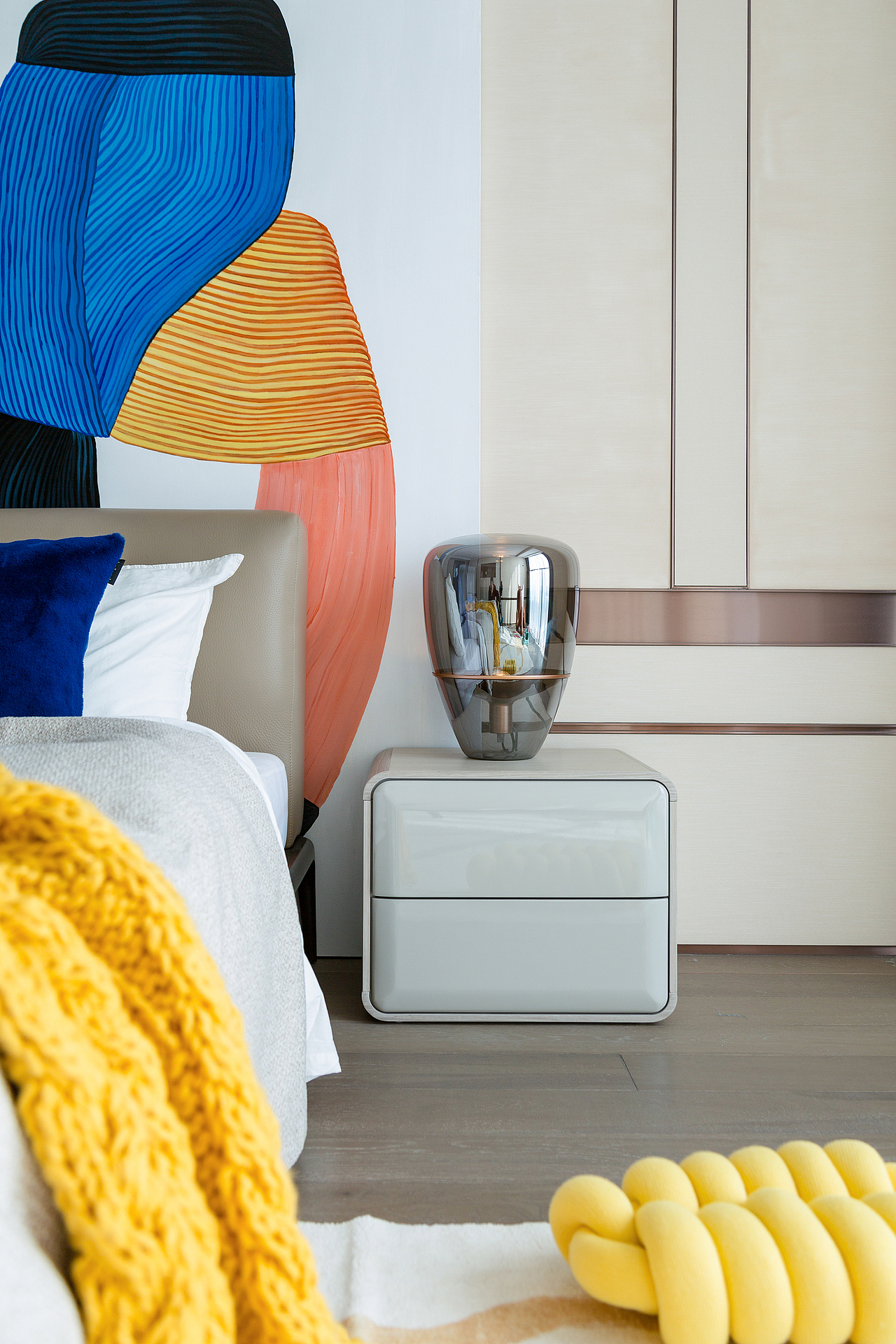 老鹰空间设计 ▏港式轻奢风，320平大平层室内设计（图ZMjE3NTgzODIw） - 家装设计 - 站酷设计师老鹰空间设计原创素材 - 站酷ZCOOL