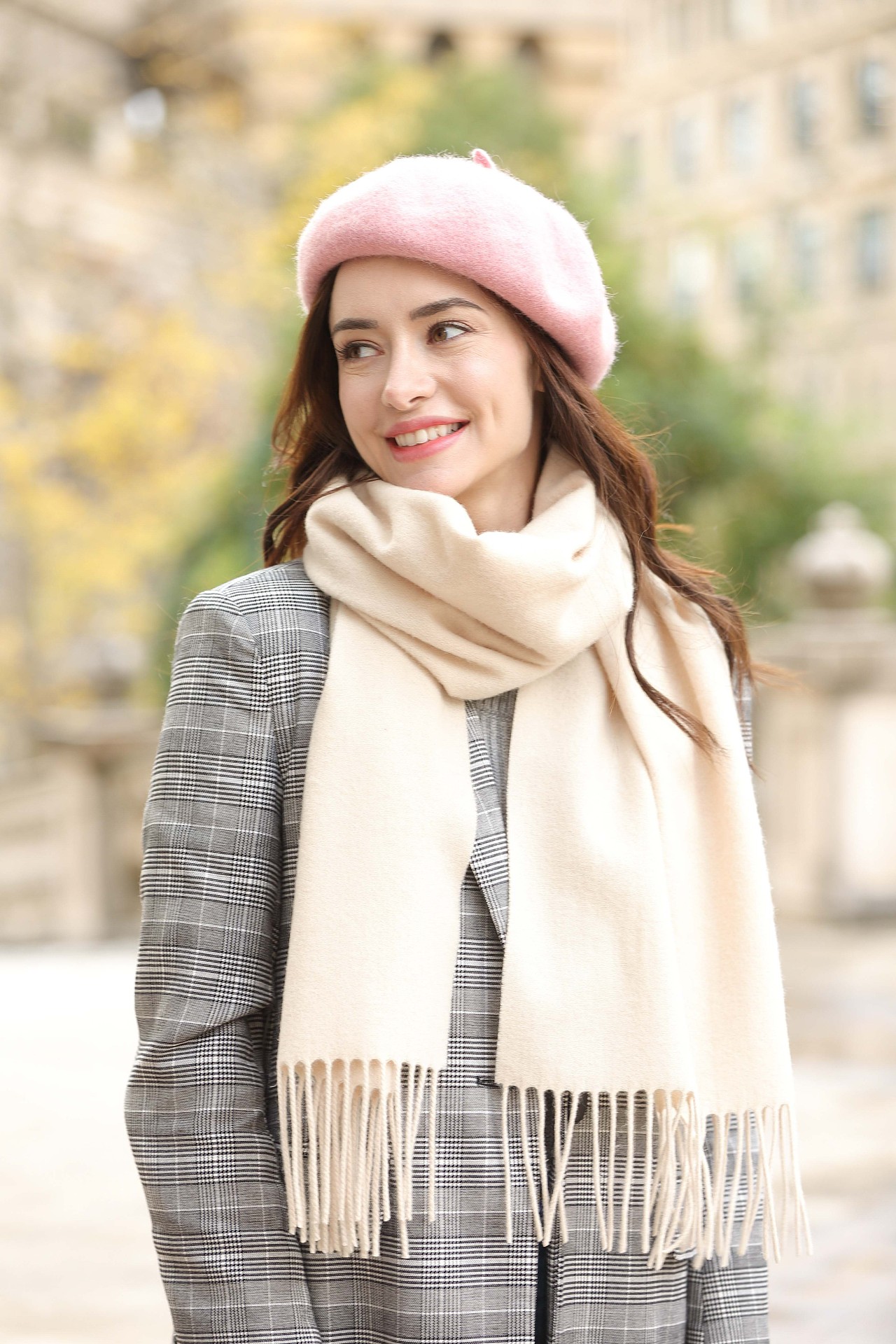 羊毛围巾模特图