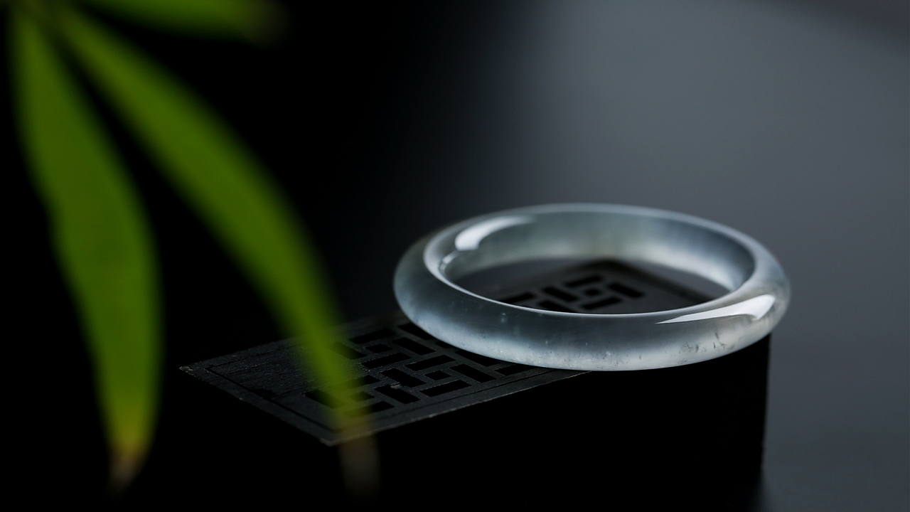 高冰翡翠-手镯（图ZMTIyNTM5OTMy） - 产品摄影 - 站酷设计师一颗宋橙原创素材 - 站酷ZCOOL