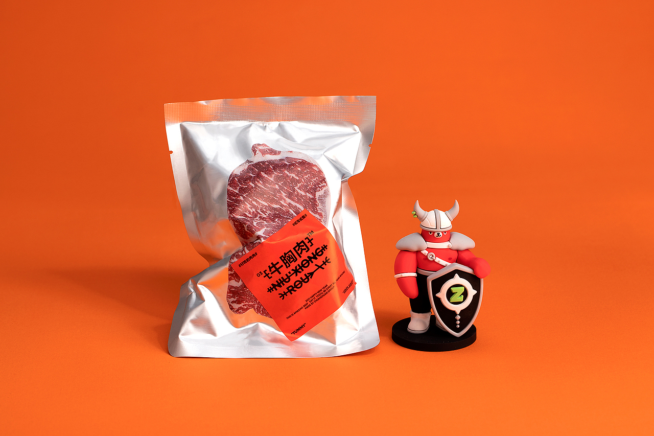 2021转转新年礼盒设计 | 牛转!乾坤