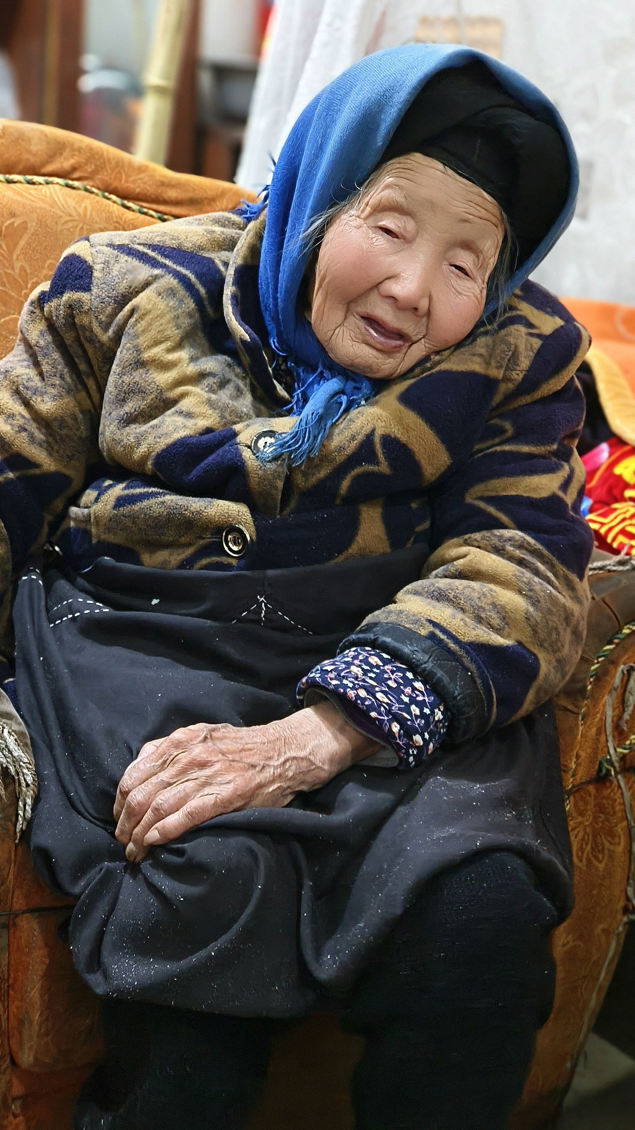 我的外婆--手机偷拍（图ZMzYyMDg5ODYw） - 人像摄影 - 站酷设计师烟锁池塘柳诗九张原创素材 - 站酷ZCOOL