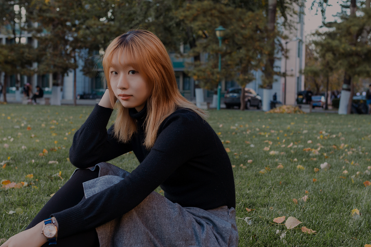 日落草坪（图ZMzAzMzMxMjE2） - 人像摄影 - 站酷设计师甜甜砒霜逃犯原创素材 - 站酷ZCOOL