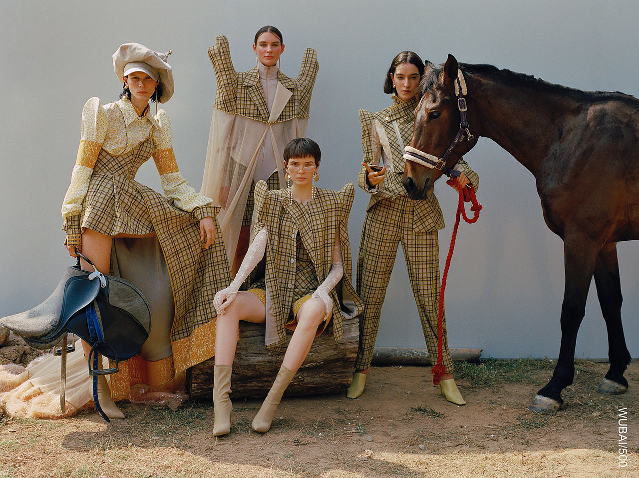 SARA WONG 21AW Campaign “Shades of Mongolian”（图ZMjQ0MDI2NDAw） - 人像摄影 - 站酷设计师500_STUDIO原创素材 - 站酷ZCOOL