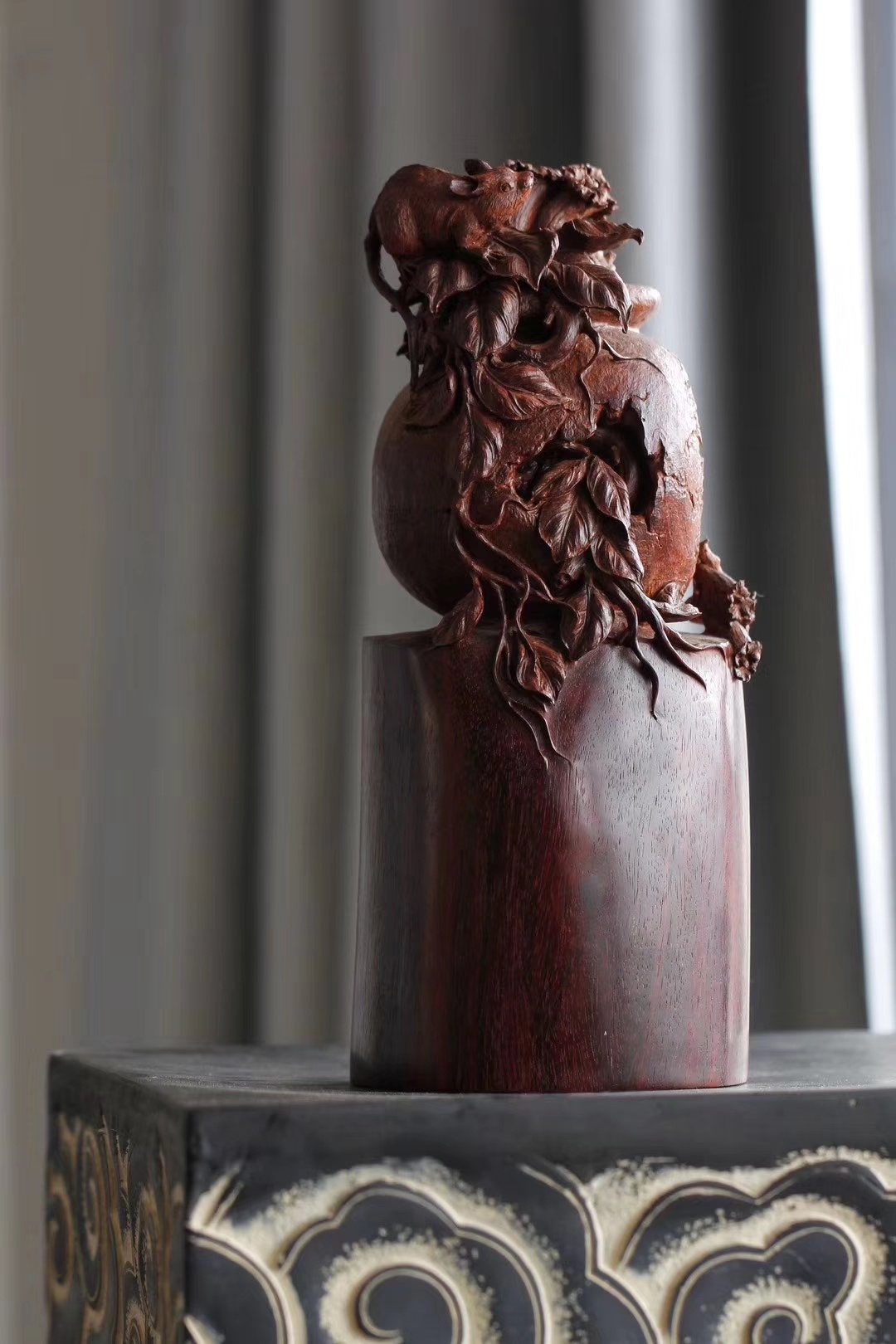 雕刻鼠,牵牛花|手工艺|工艺品设计|檀韵红木艺术 - 原创作品 - 站酷