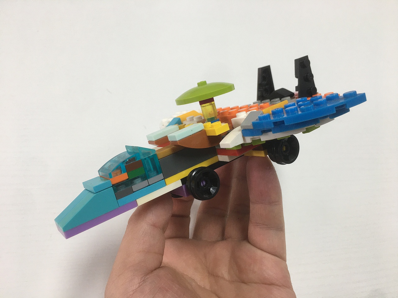 散的积木随便拼装