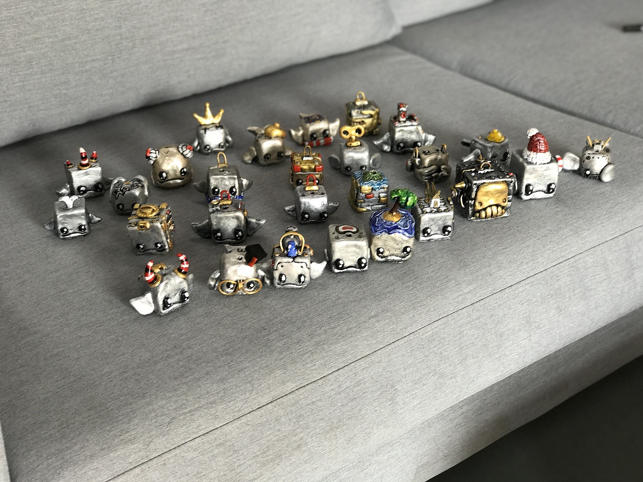 去掉防尘罩的～