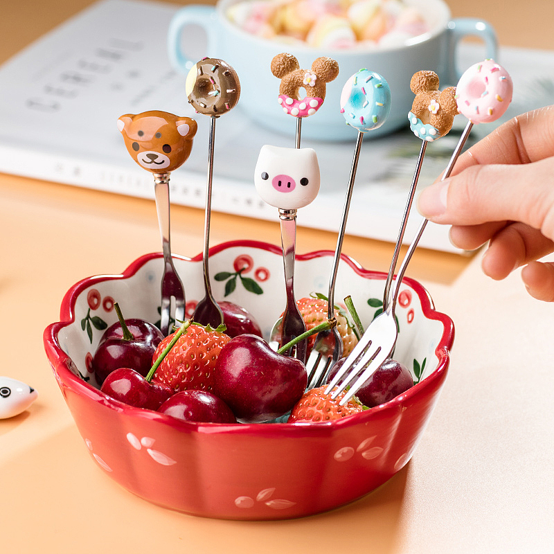 水果叉套装创意可爱儿童水果叉子不锈钢卡通 餐具摄影（图ZMTYwMTE5NTQ0） - 产品摄影 - 站酷设计师漫渡光影原创素材 - 站酷ZCOOL